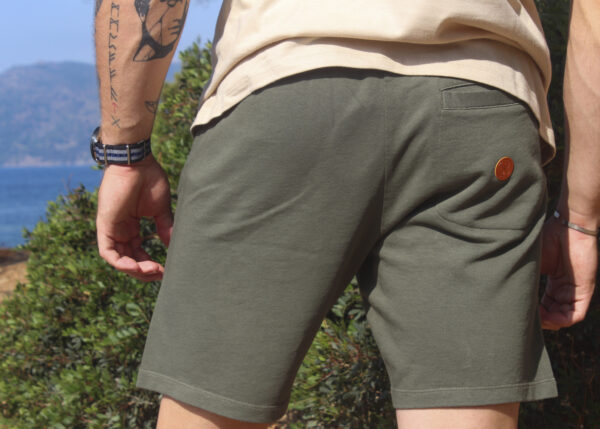 Short Calypso
